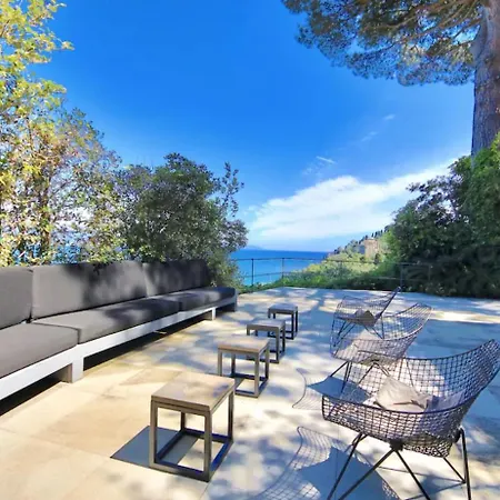 With Amazing View And Private Pool - What'app - 0049-1762-5840-693 - For Reservations! *